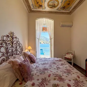  Apartment La Terrazza Sulla Baia The Balcony By The Bay Italy